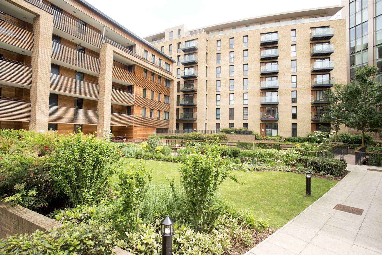 Surrey Quays Road, London,, Greater London, SE16 Image 11