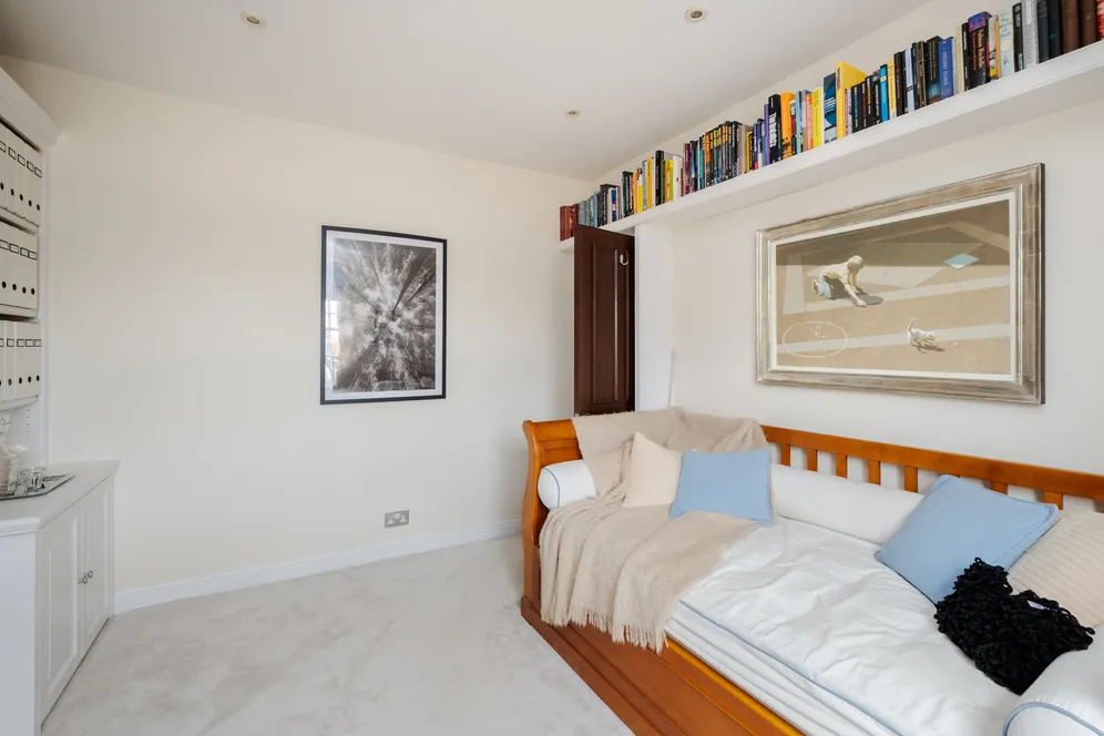 Groombridge Road, London, E9 photo 18