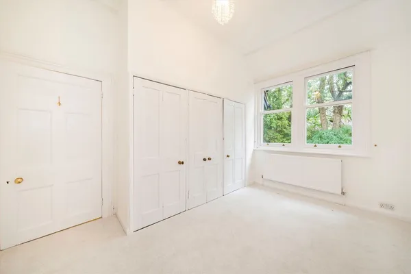 Egerton Road, Weybridge, KT13 photo 6