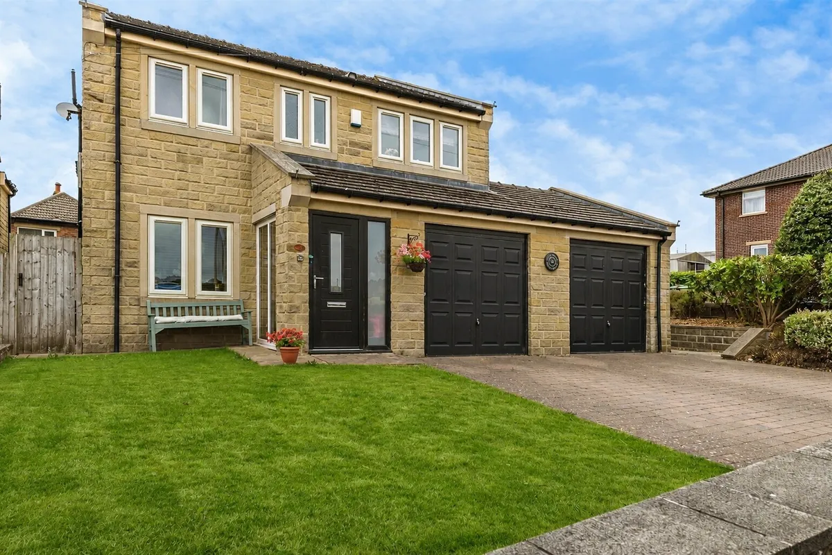 Meltham Road, Honley, Holmfirth