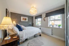 Newbery Close, Caterham, CR3 photo 6