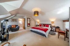 Newbery Close, Caterham, CR3 photo 14