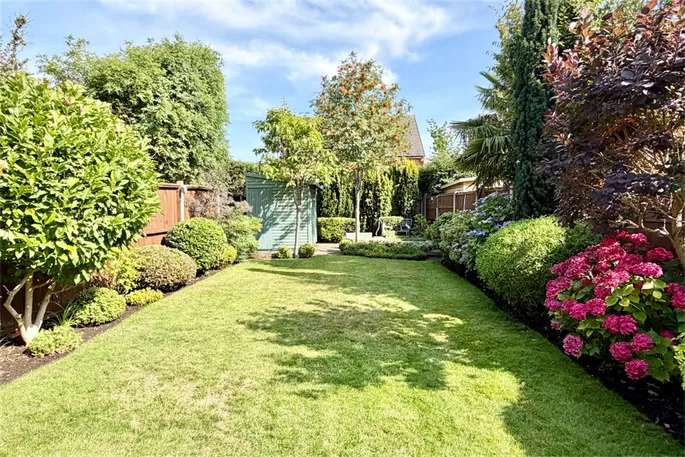 Property carousel image 30