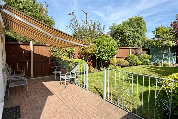 Property carousel image 31