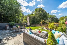 Newbery Close, Caterham, CR3 photo 8