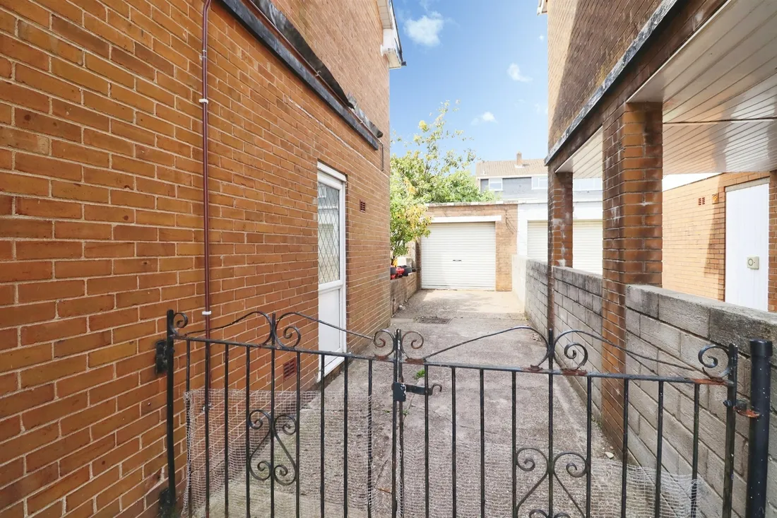 Property photo 10
