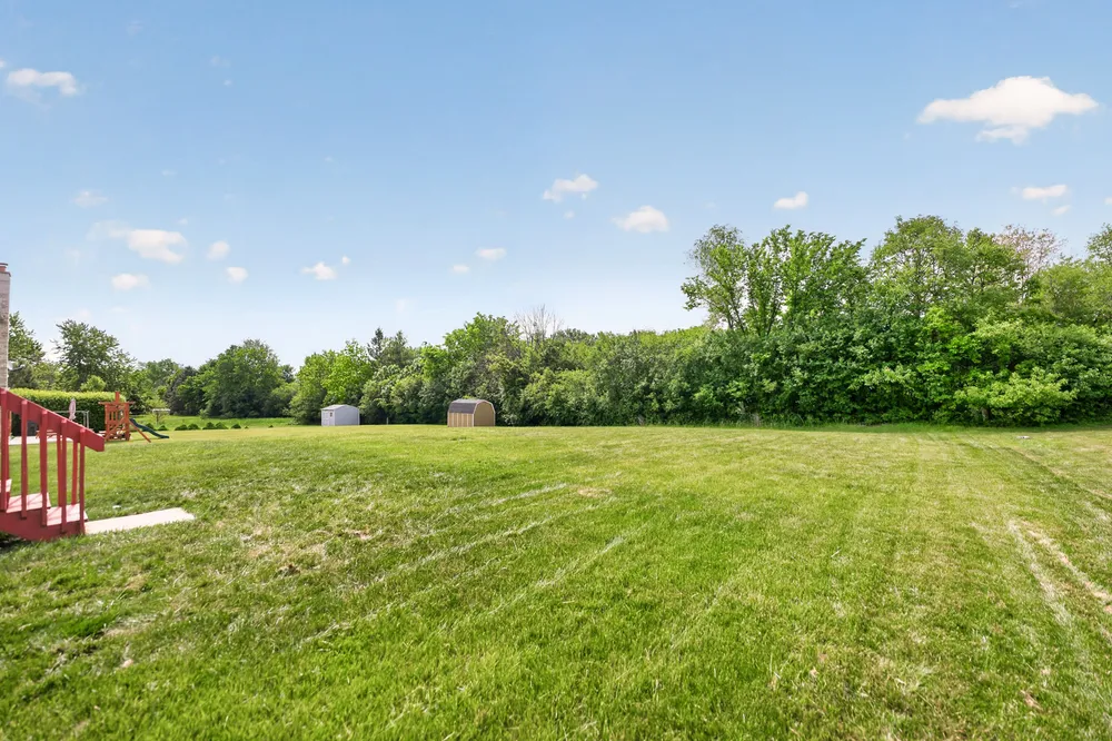 5701 Caribou Ln, Hoffman Estates, IL 60192