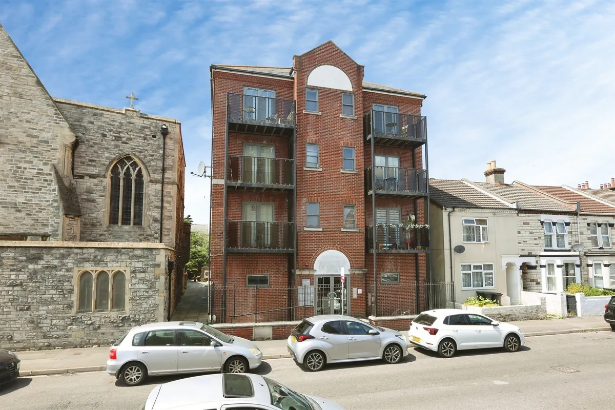 Avenue Road, Gosport