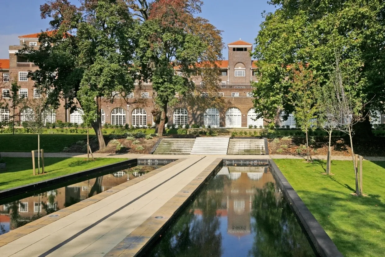 Scott Avenue London SW15 photo 1