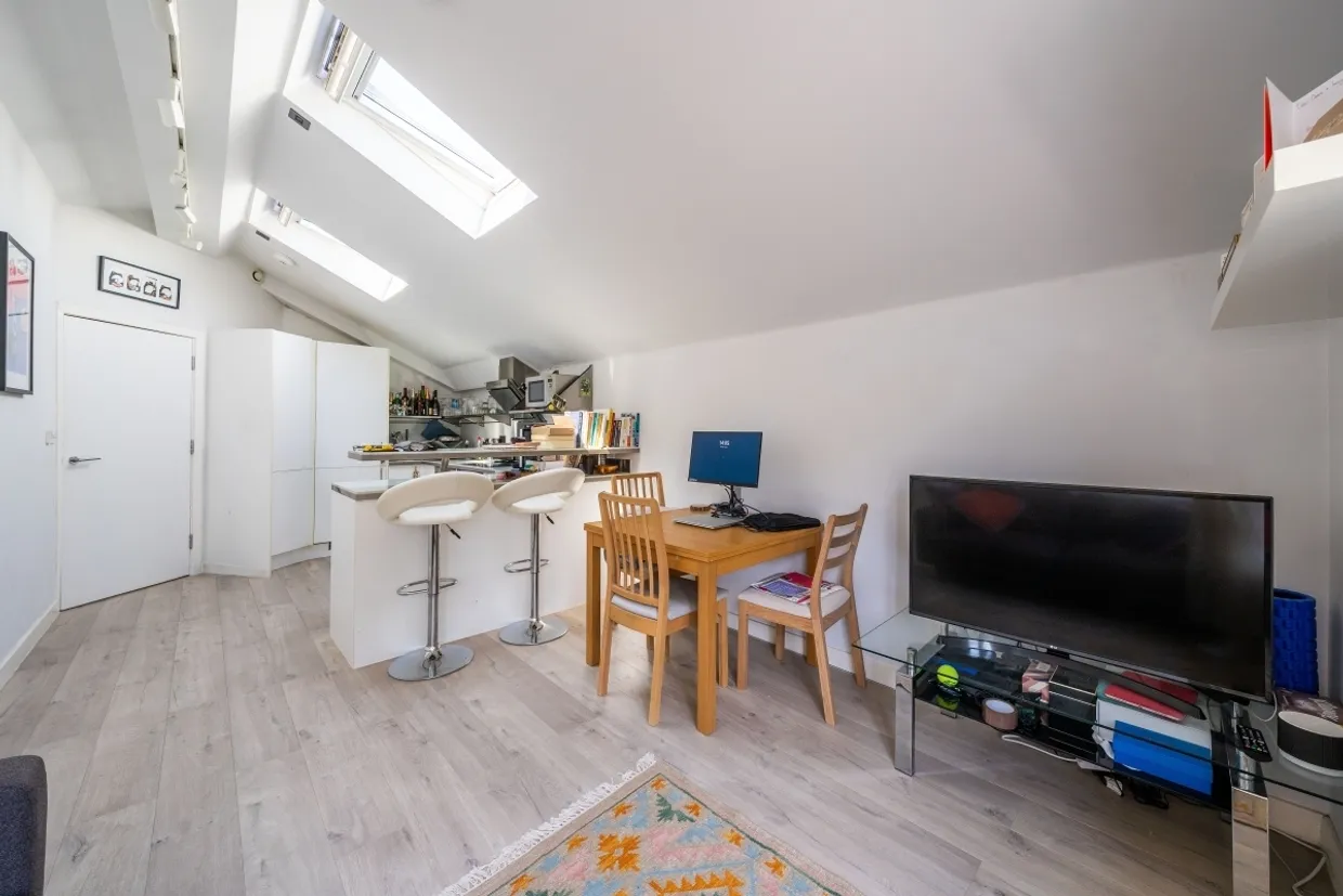 Claylands Place London SW8 photo 2