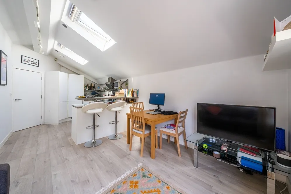 Claylands Place London SW8 photo 2