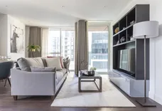 32 Harbour Way Canary Wharf E14 photo 2