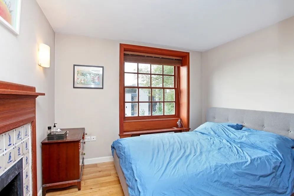 Scott Avenue London SW15 photo 4