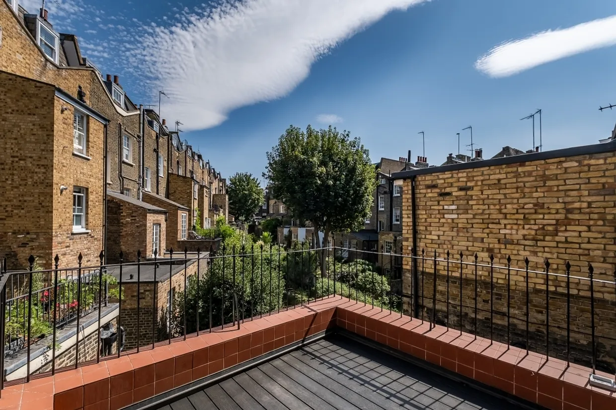 Churton Street London SW1V photo 5