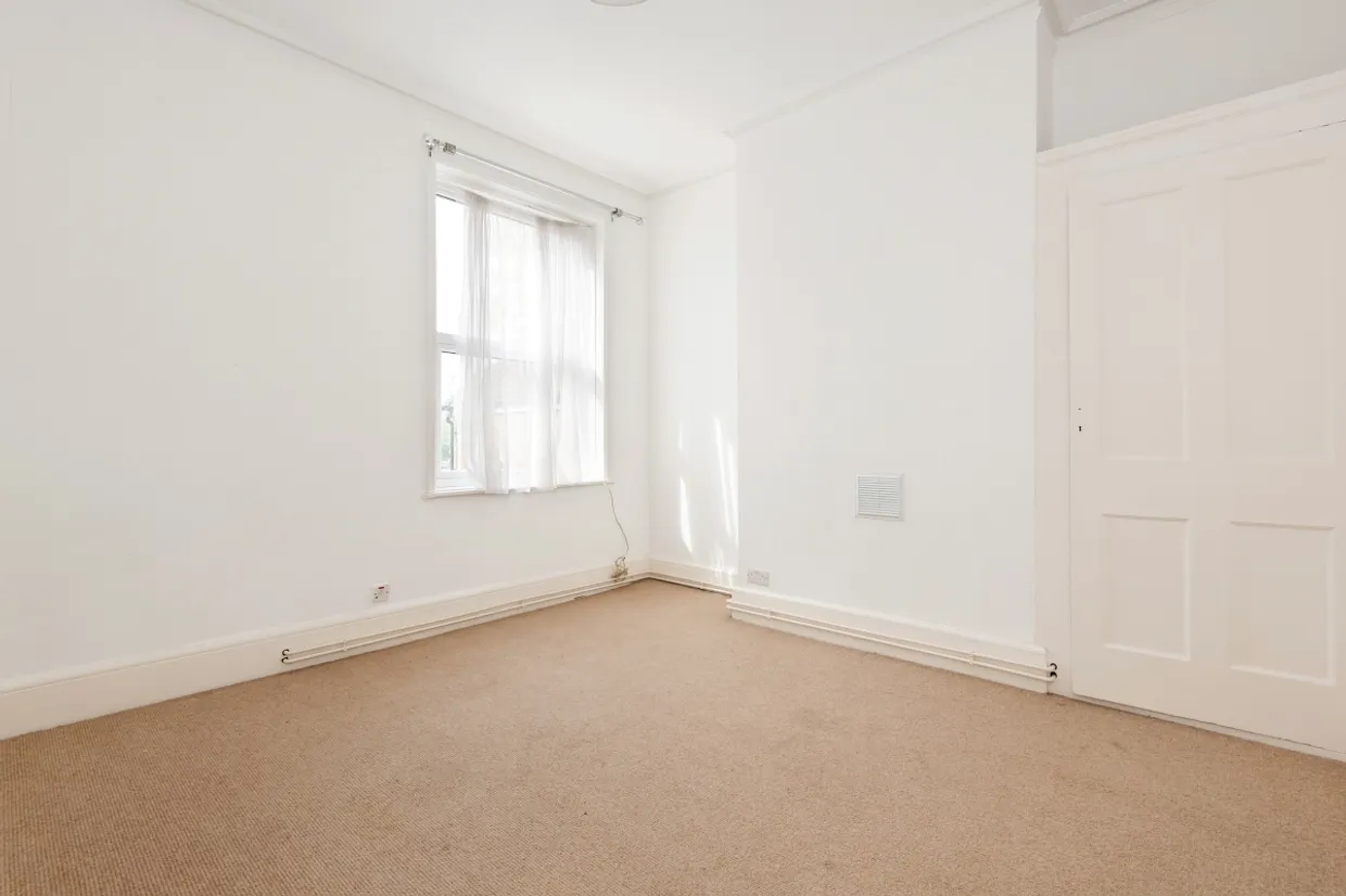 Church Street Weybridge KT13 photo 5