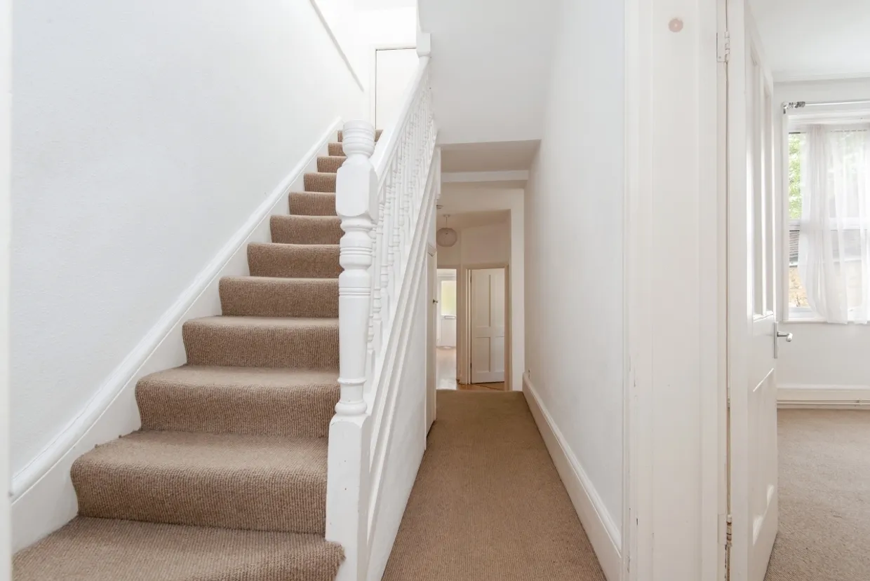 Church Street Weybridge KT13 photo 7