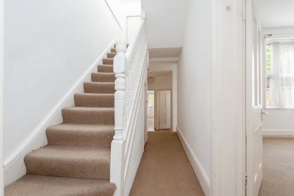 Church Street Weybridge KT13 photo 7