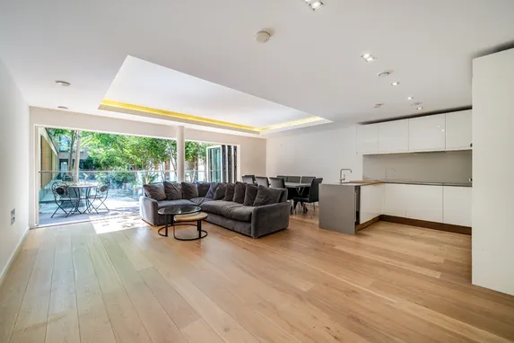 Farm Lane London SW6
