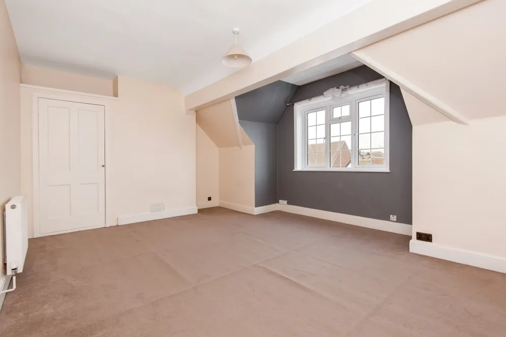 Church Street Weybridge KT13 photo 9