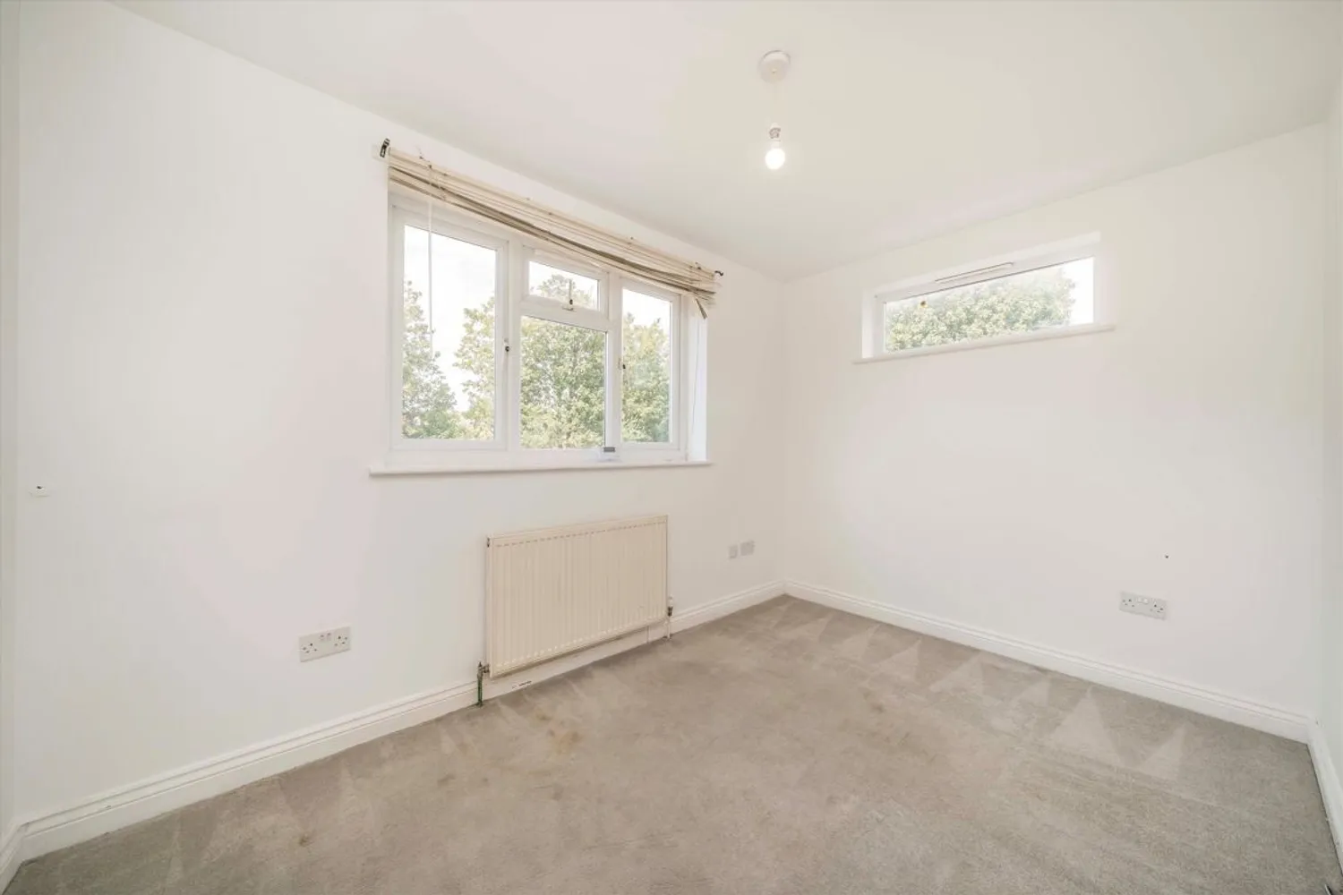 Waldegrave Road, Teddington, TW11 photo 2