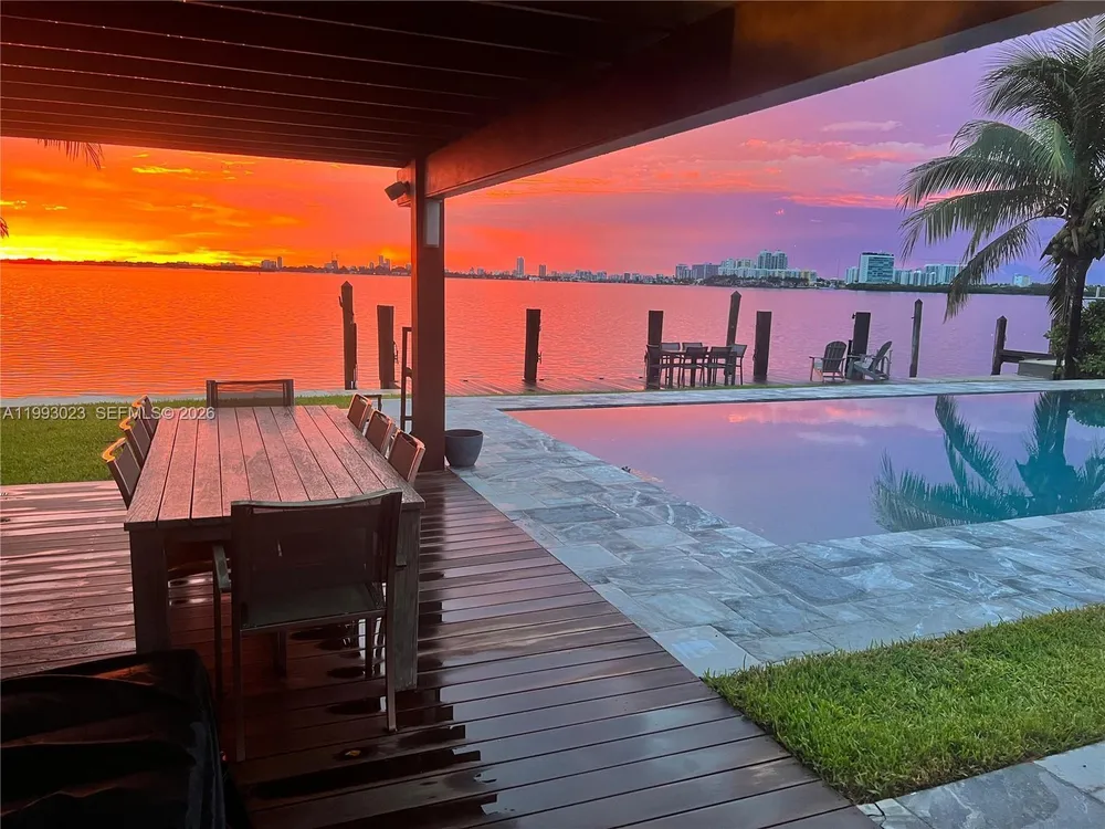 9301 N Bayshore Dr, Miami Shores, FL 33138