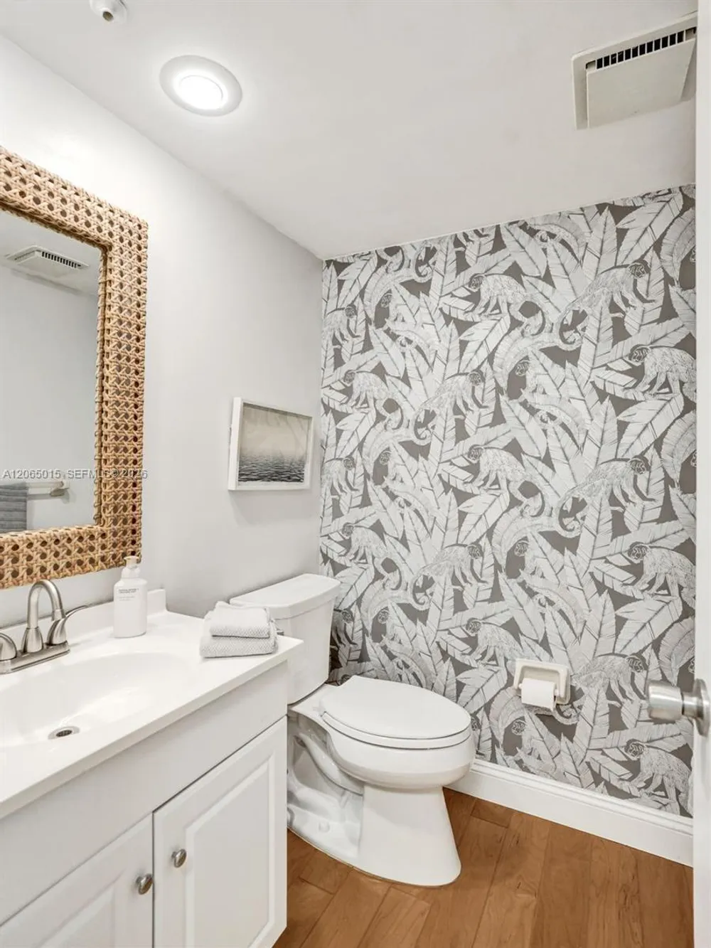 808 Cypress Blvd, Pompano Beach, FL 33069