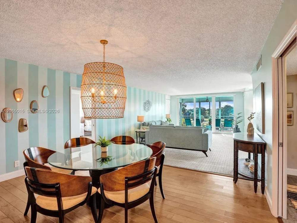 808 Cypress Blvd, Pompano Beach, FL 33069