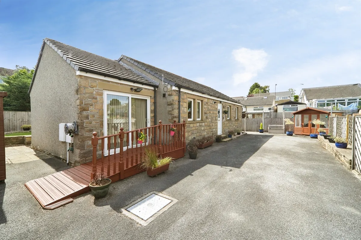 Hillside Grove, Oakworth, Keighley