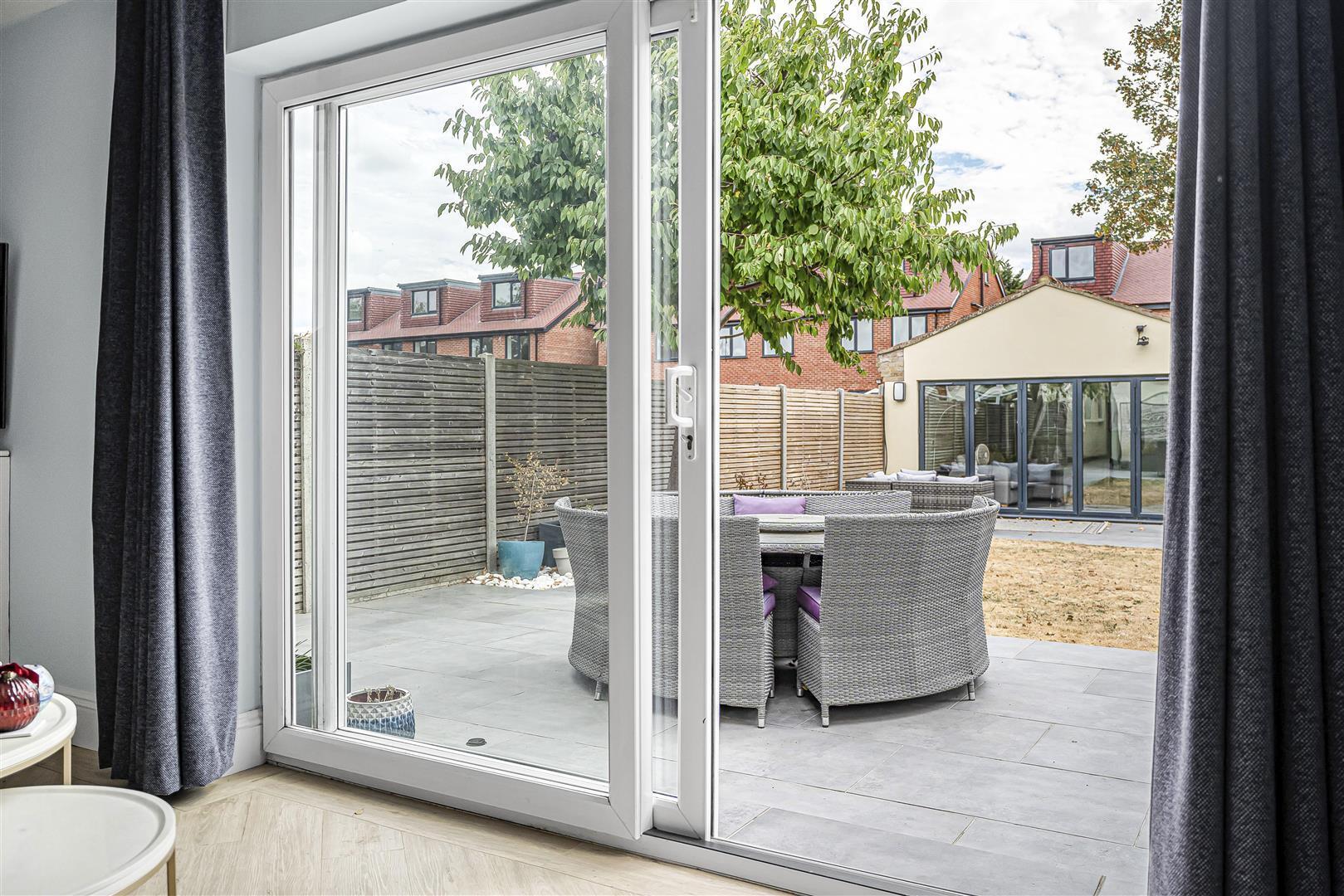 Masons Road, Slough Image 12