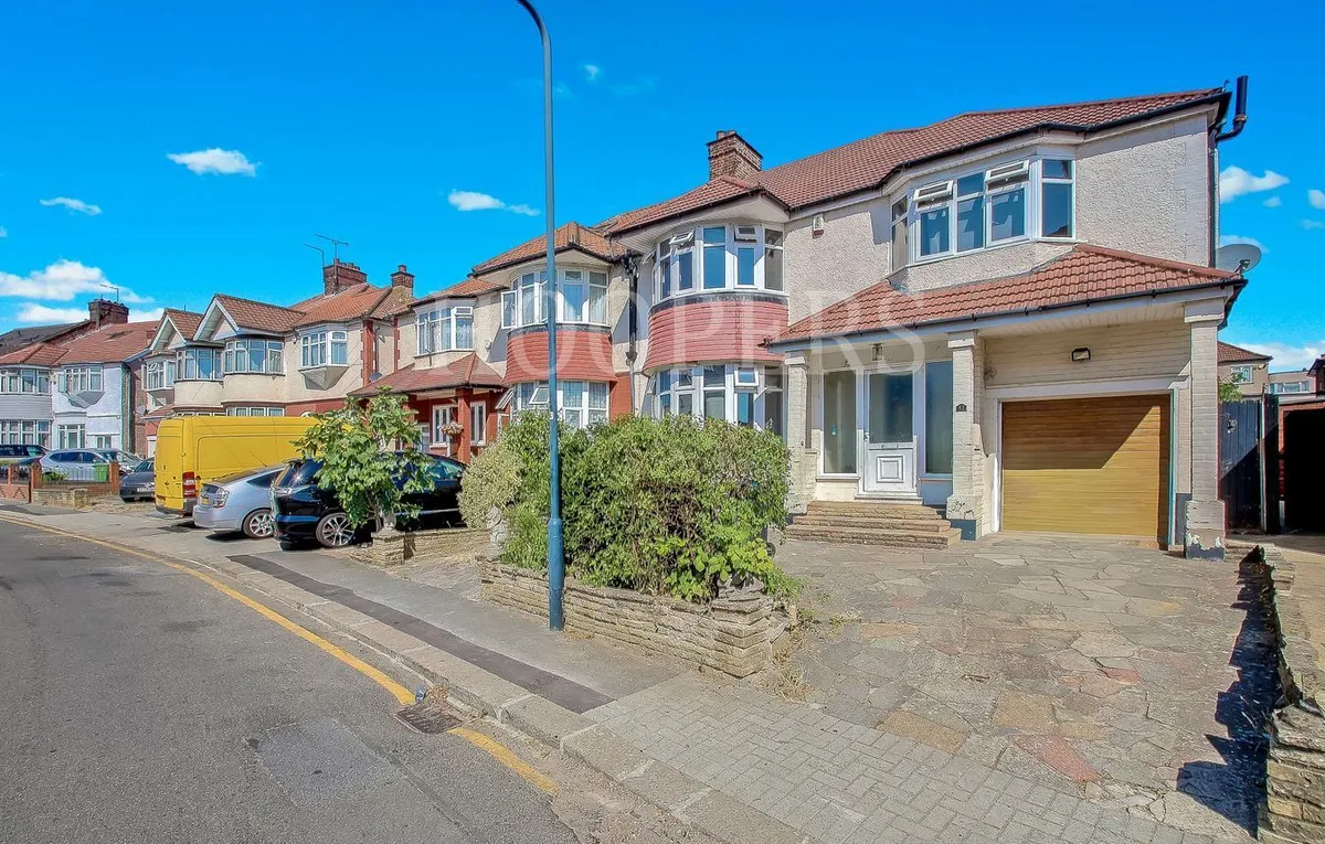 Sonia Gardens, London, NW10