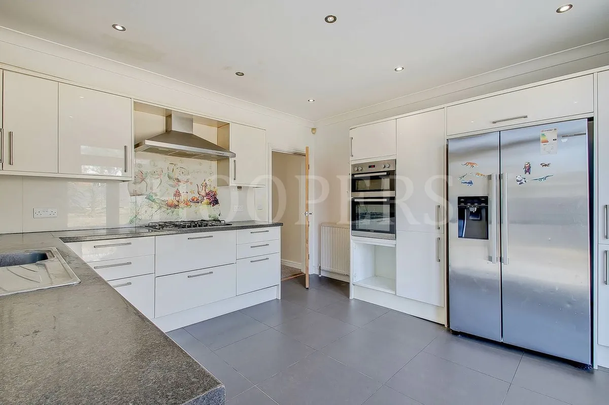Sonia Gardens, London, NW10