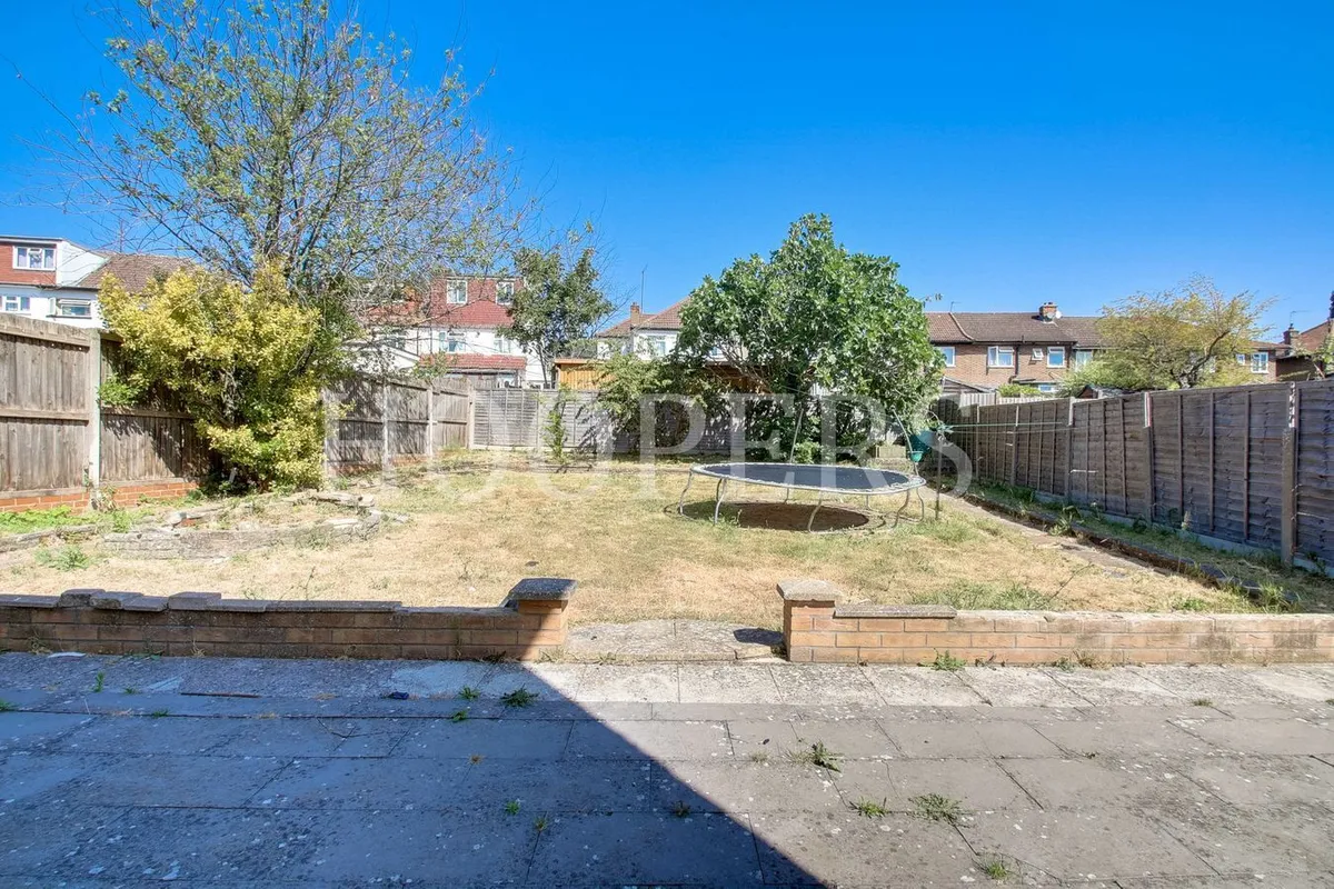 Sonia Gardens, London, NW10