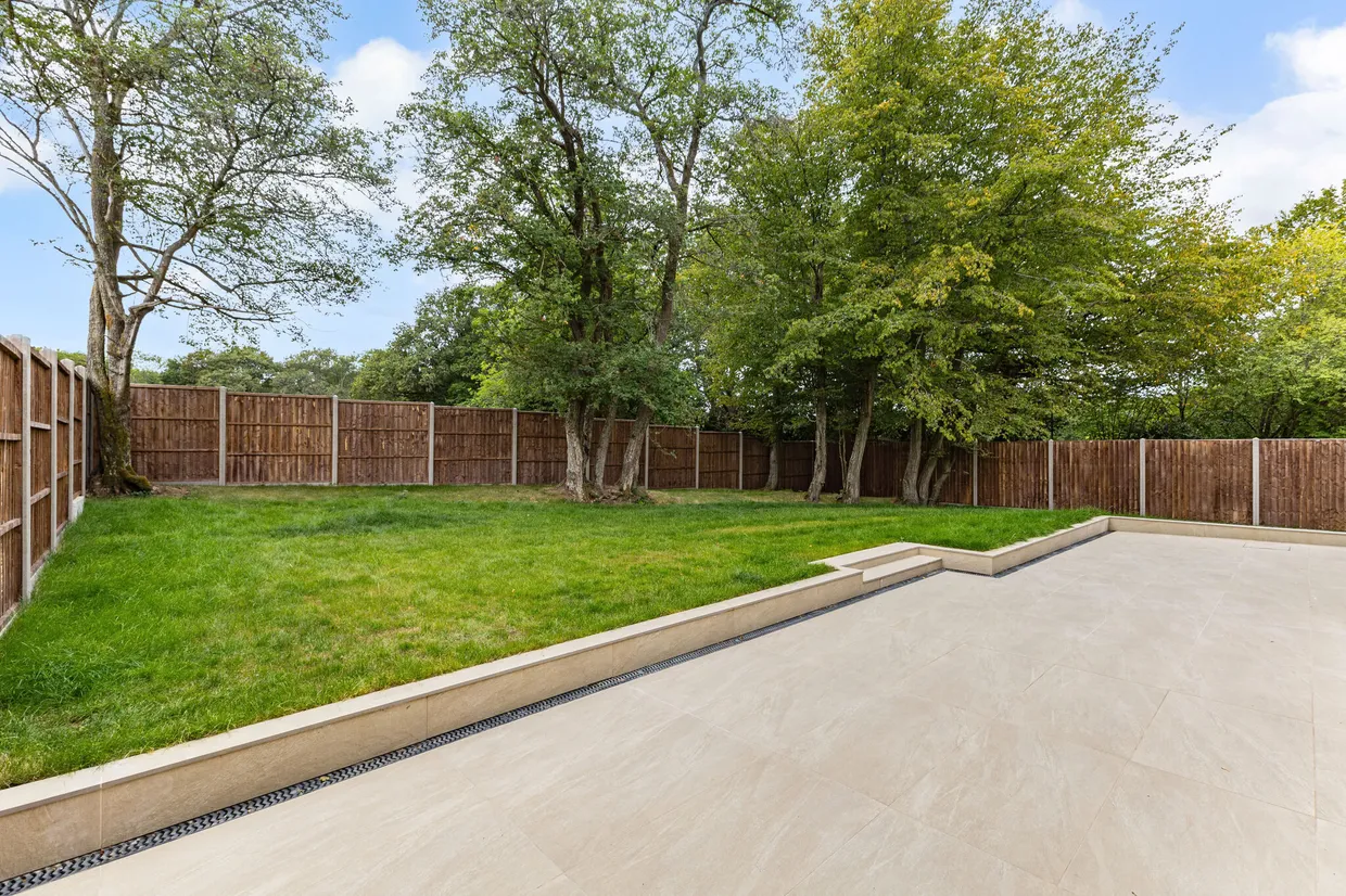 Russley Acres, Partridge Lane, Horsham, RH12 photo 4