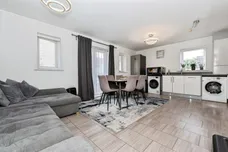 Woodside Close, Grays