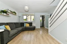 Holland Close, Chippenham