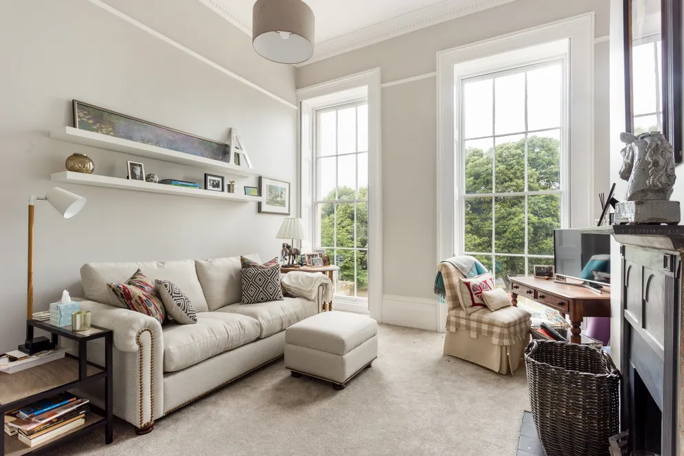 42 Lansdown Crescent, Cheltenham, GL50 photo 2