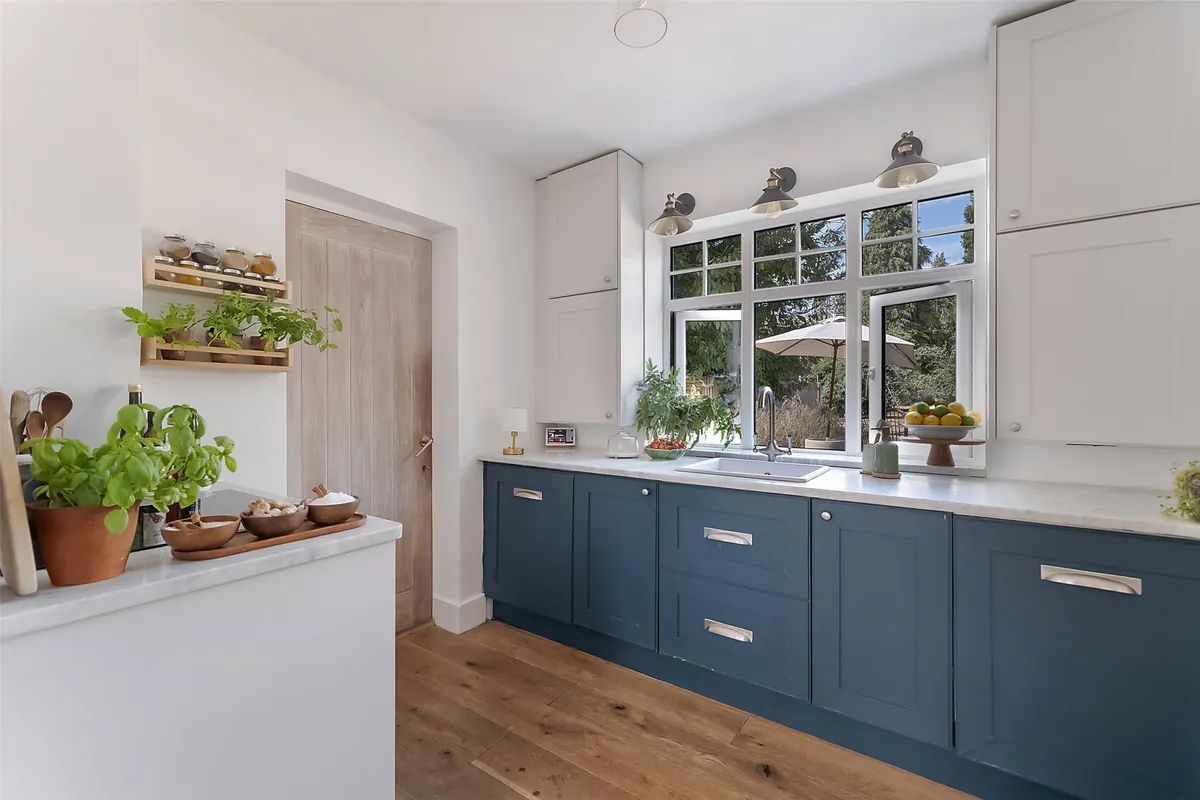 London Road, Westhumble, Dorking, RH5