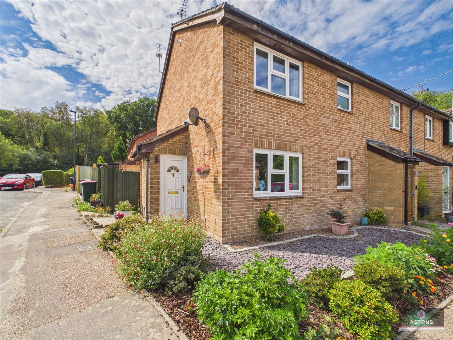 St. Sampson Road, Crawley Image 1