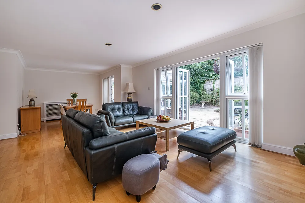 Paget Place, Kingston Upon Thames, KT2 photo 4