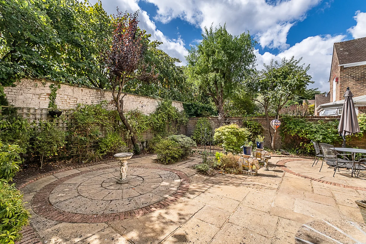 Paget Place, Kingston Upon Thames, KT2 photo 8