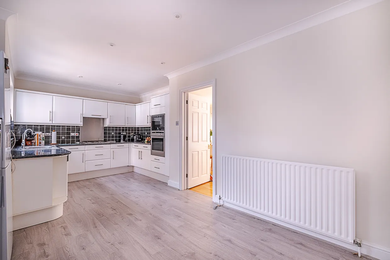Paget Place, Kingston Upon Thames, KT2 photo 9