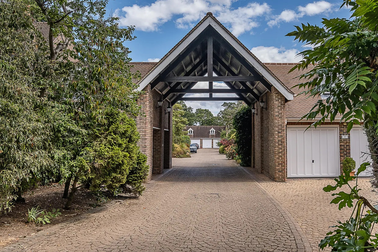 Paget Place, Kingston Upon Thames, KT2 photo 12