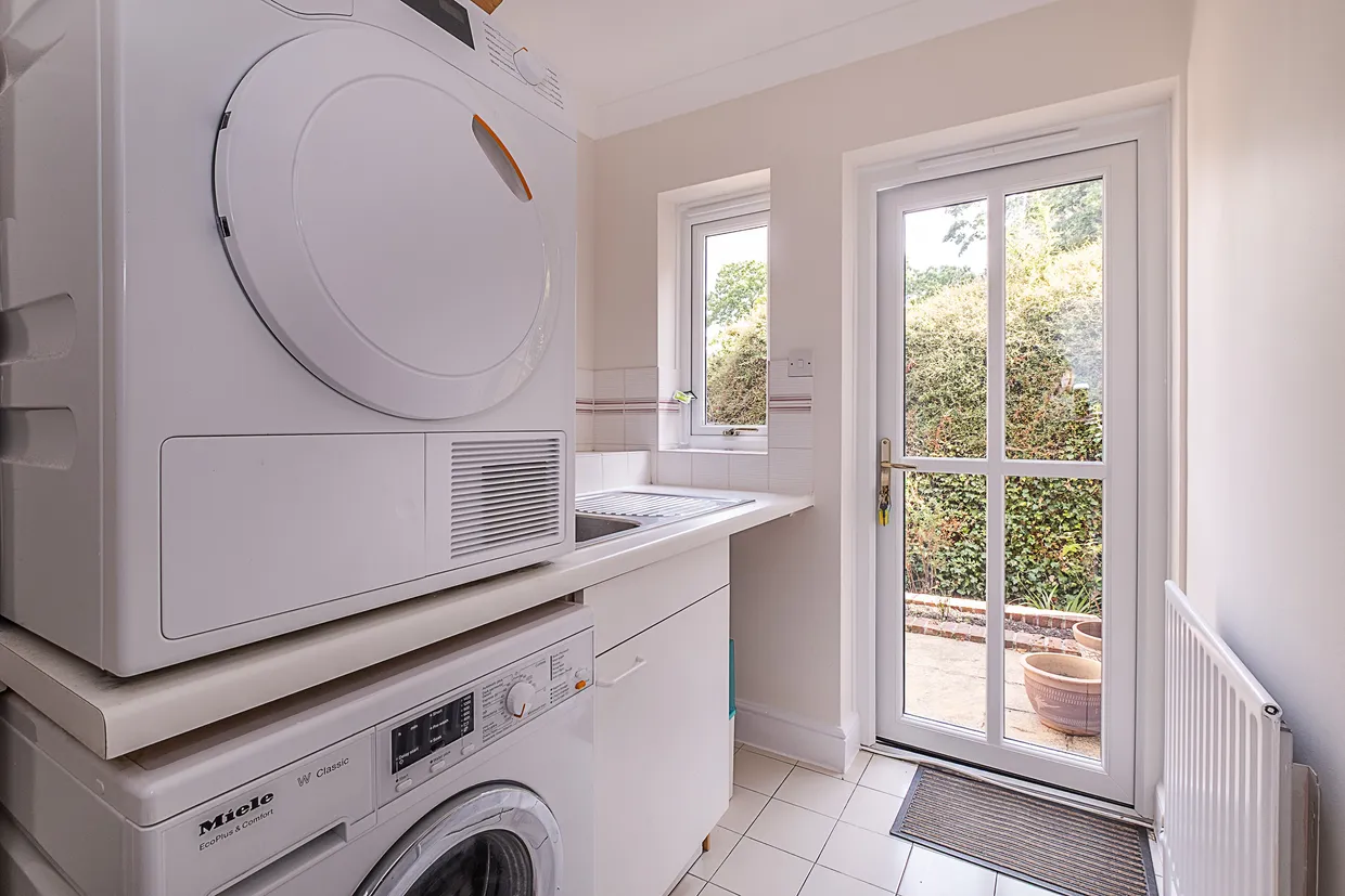 Paget Place, Kingston Upon Thames, KT2 photo 16