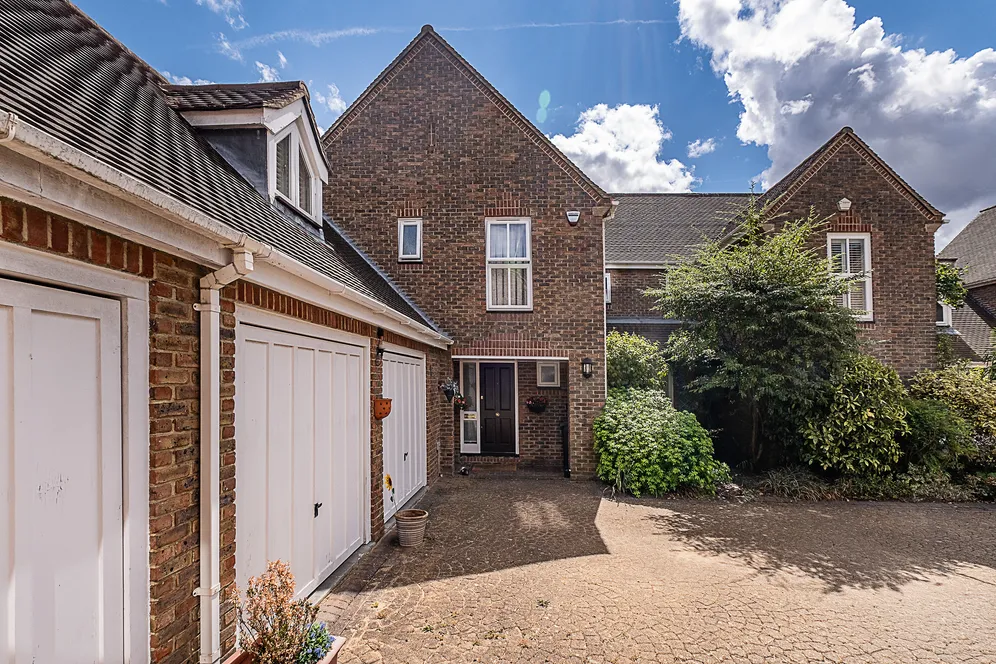 Paget Place, Kingston Upon Thames, KT2 photo 31