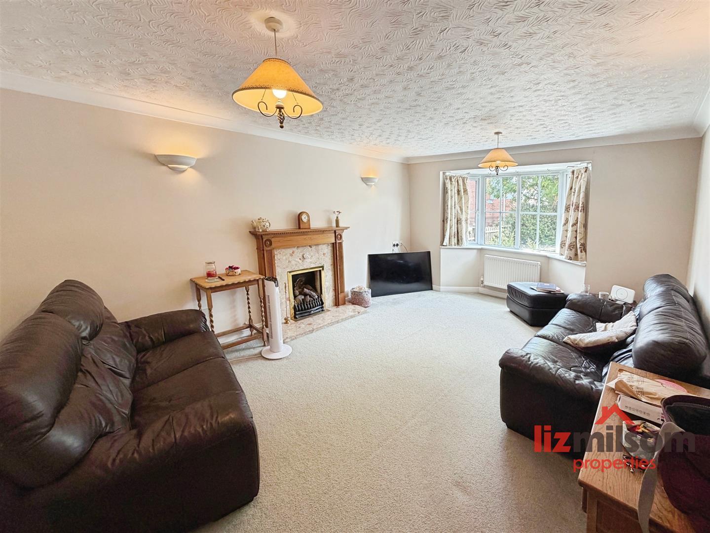 Woodward Way, Swadlincote Image 9