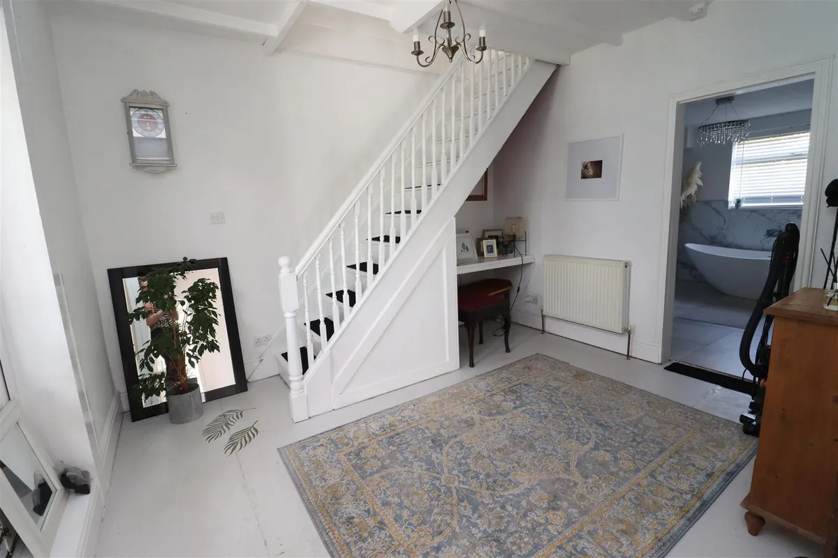 The Landing, Broomfleet