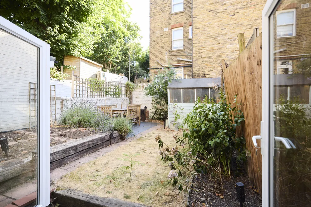 Taybridge Road, London, SW11 photo 16