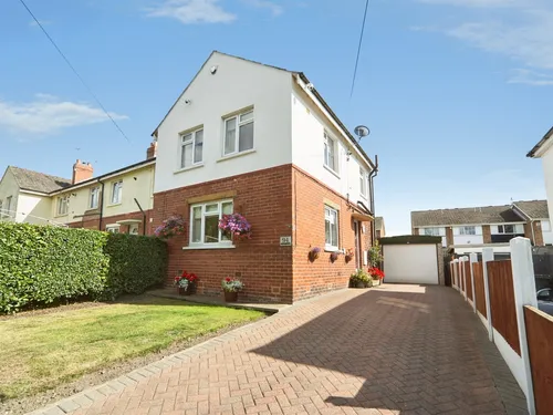 Henshaw Avenue, Yeadon, Leedsphoto