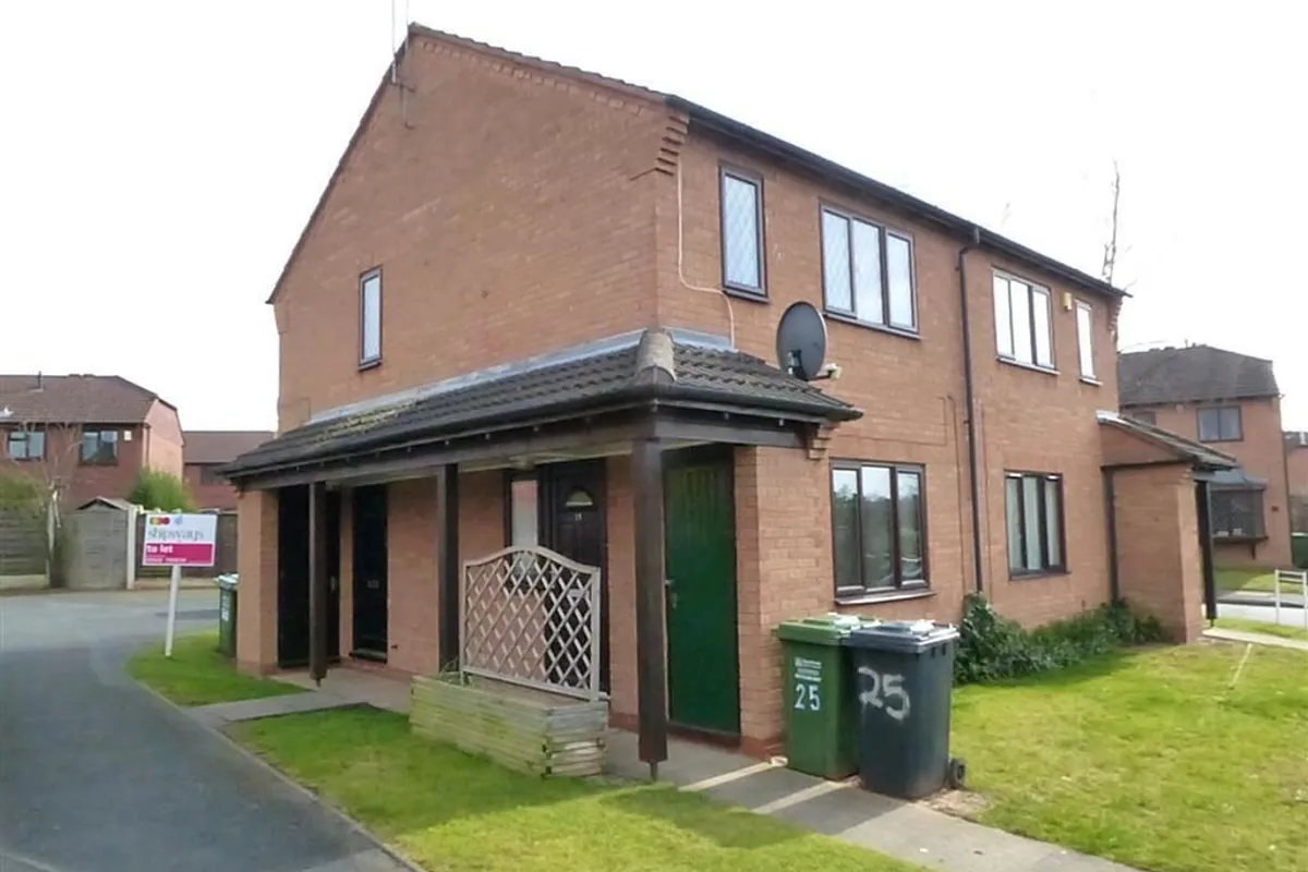 Robin Court, KIDDERMINSTER