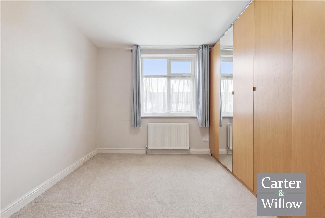 Netherfield Gardens, Essex Image 17